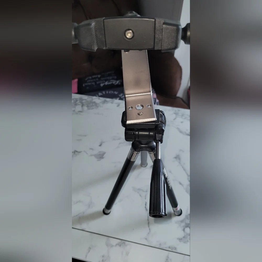 Tripod with phone mount